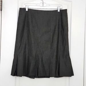 Gap pleated skirt, sz 12